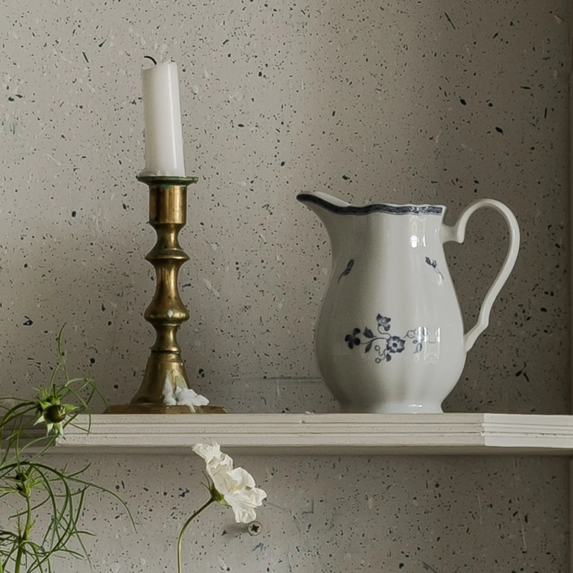 Blå Herregård mugge 50 cl Fyrklövern