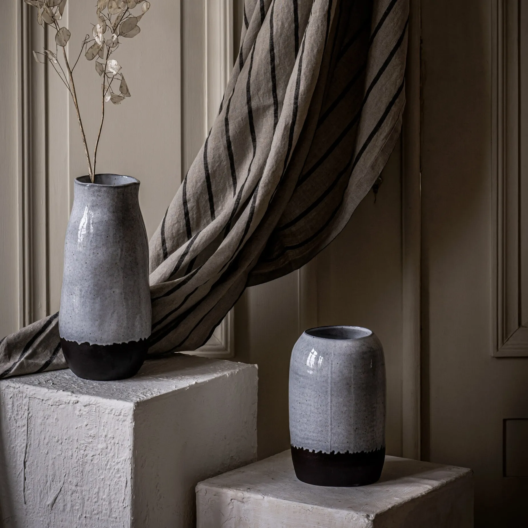 Black Pepper vase 30 cm Fyrklövern