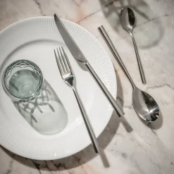 2Dine bestikksett 16 deler Fyrklövern